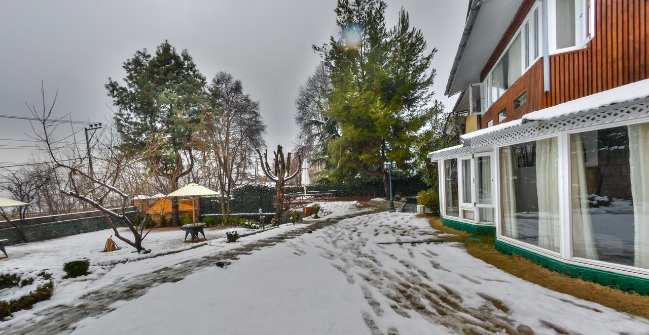 Hotel Metropolis Srīnagar Zewnętrze zdjęcie