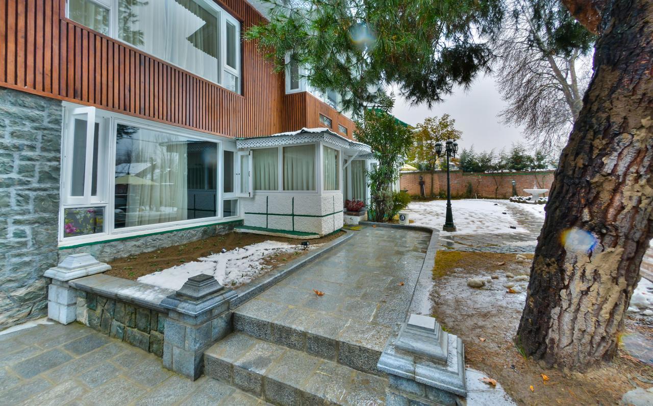 Hotel Metropolis Srīnagar Zewnętrze zdjęcie
